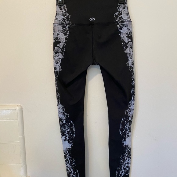 🥳HP🥳ALO High Wasted Leggings (Dark Crystal) - Picture 4 of 6